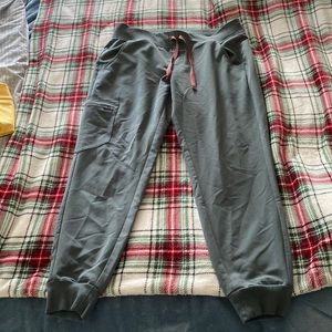 Gently worn figs technical collection jogger scrubs pants.